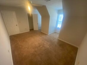 Building Photo - 1848 Stonebrook Way