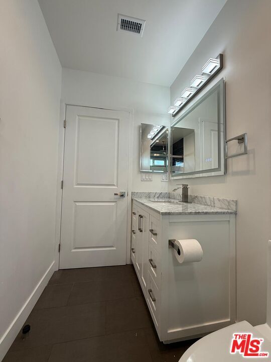 Building Photo - 6403 Gentry Ave