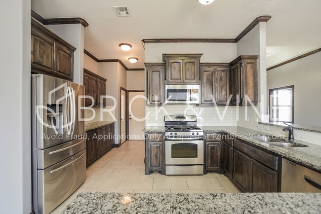 Building Photo - 4808 Millstone Dr