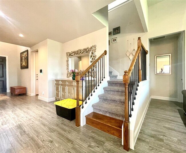 Building Photo - 6829 Brindisi Pl