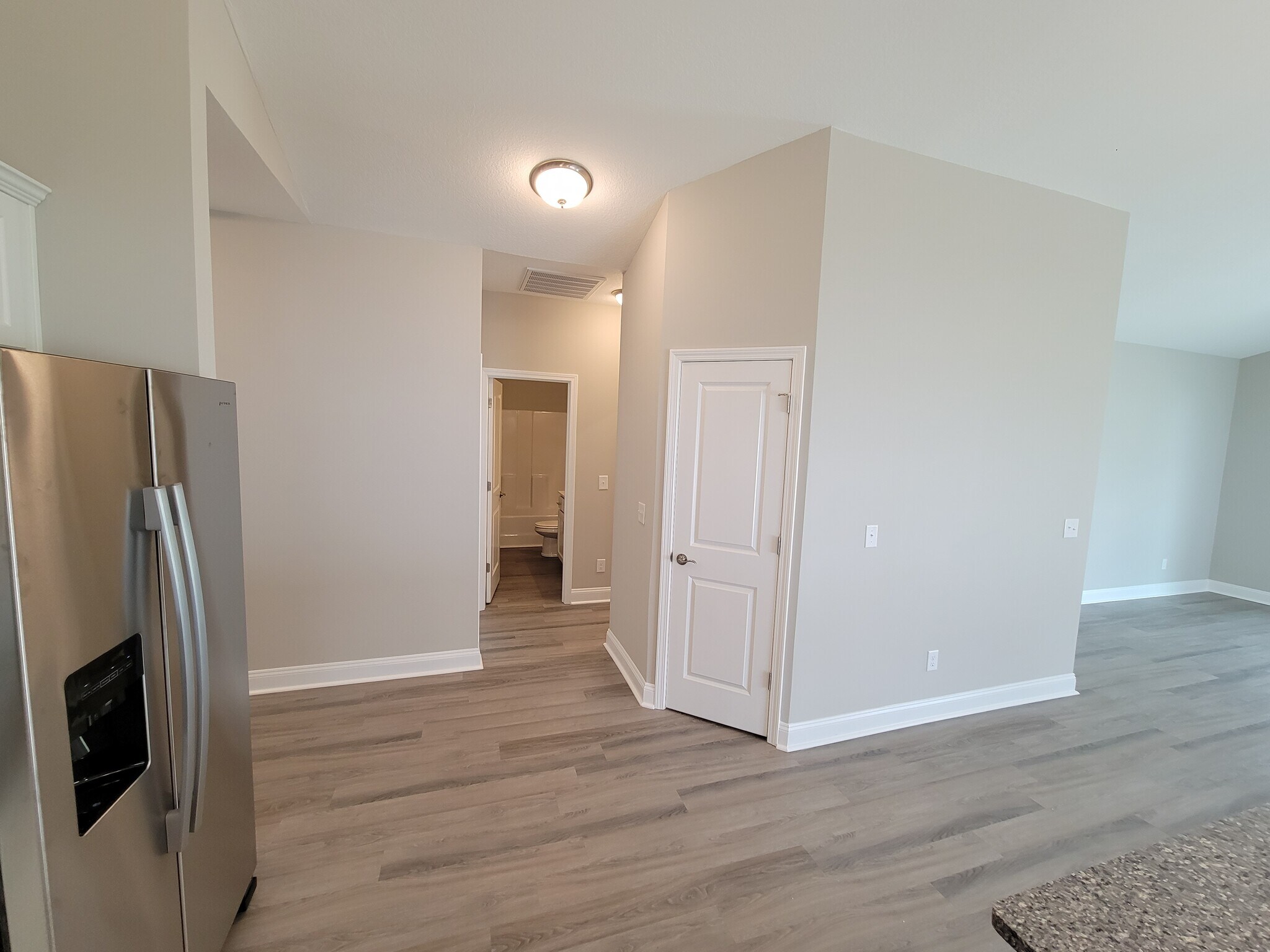 Building Photo - 764 Hobonny Loop