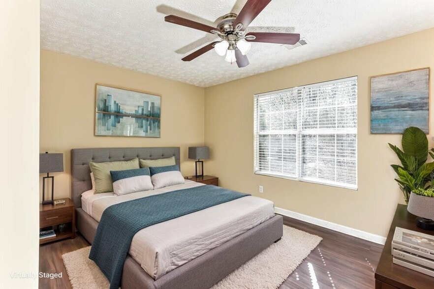 Building Photo - 735 Bridgewood Ct