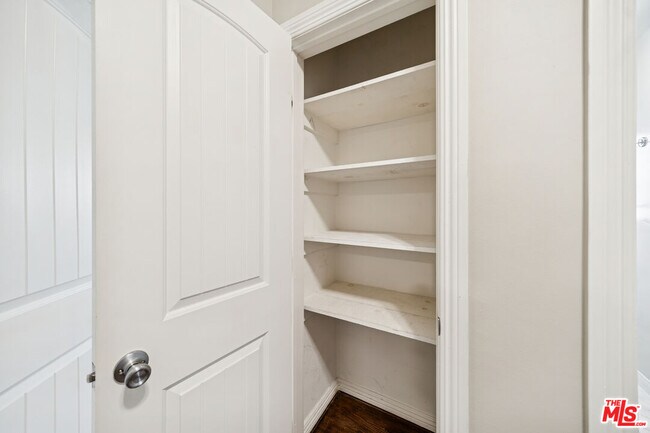 Building Photo - 3652 Carmona Ave