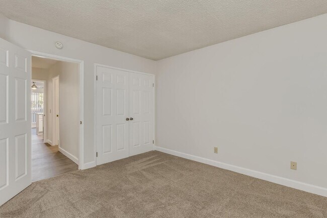 Building Photo - Dorchester Apartments | Spacious 1 & 2 Bedroom Apartments Near SDSU