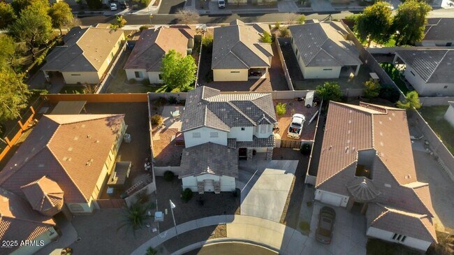 Building Photo - 1428 E Branham Ln