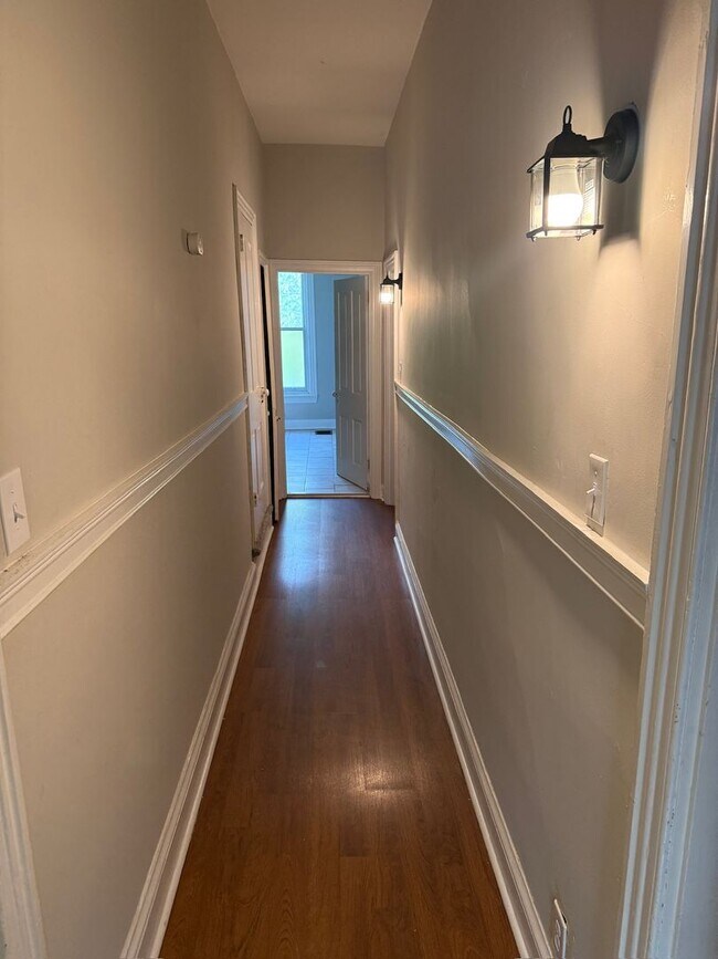 Building Photo - Beautiful Victorian Rowhome with Modern Updates – Available Now!