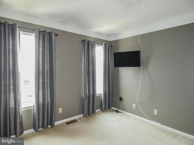 Building Photo - 3403 Wimbledon Way
