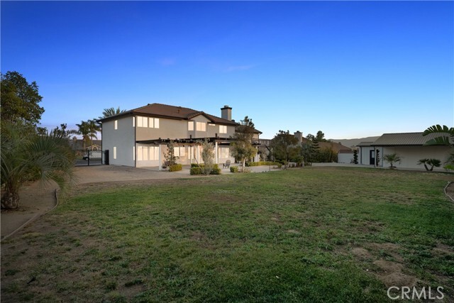 Building Photo - 2372 Stallion Dr