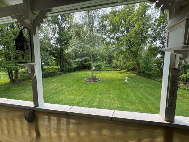 Building Photo - 553 Cross Hill Ln