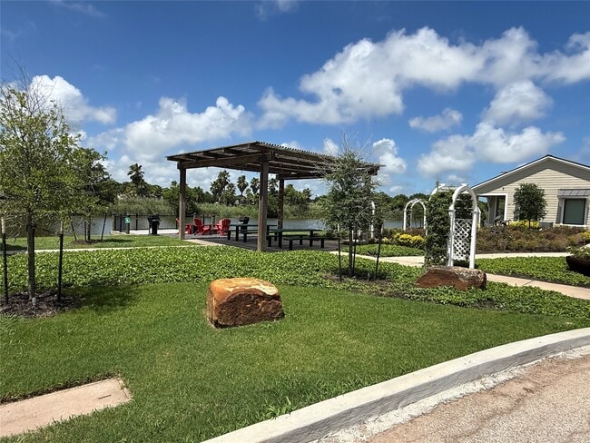 Building Photo - 3127 Maverick Lp