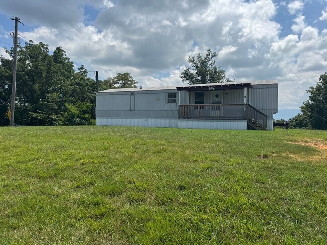 Building Photo - 2 Bedroom 1 Bath Mobile Home located in Gr...
