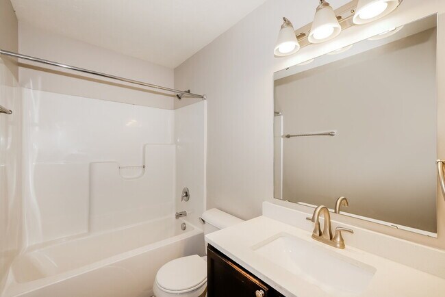 Building Photo - 3402 Enclave Ln