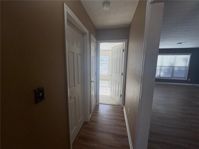 Building Photo - 3452 Morning Top Pl