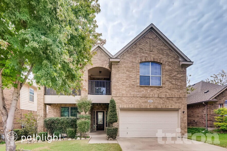 Building Photo - 5805 Paloma Blanca Dr