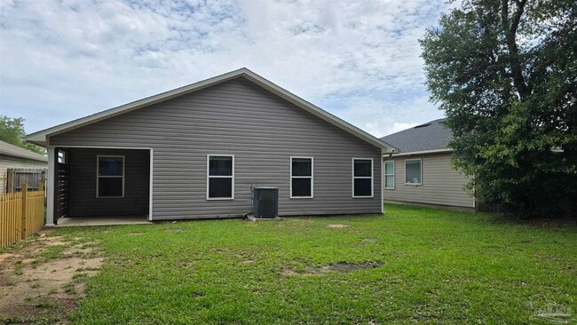 Building Photo - 5157 Peach Dr