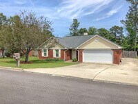 Building Photo - Ranch Home Close to Fort Gordon! Perfect for Military Family!