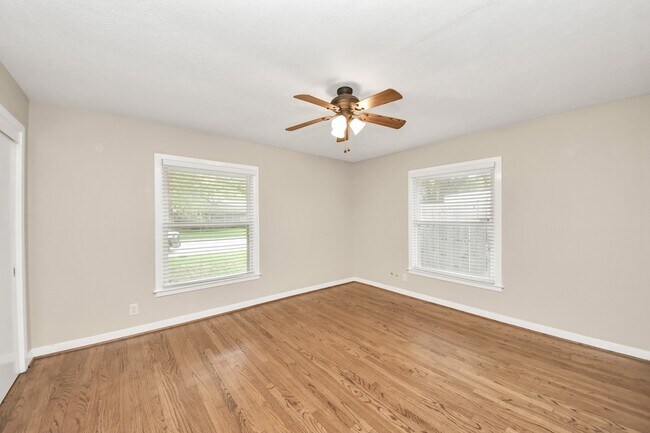 Building Photo - 3419 Norris Dr