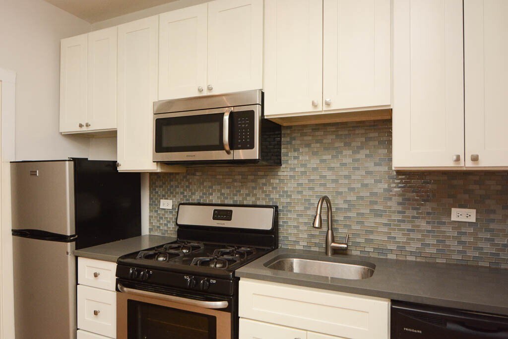 Building Photo - 2839 W Palmer St