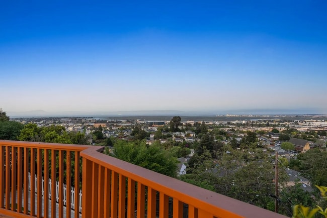 Building Photo - "Remodeled - Charming 3-Bed Sanctuary with...