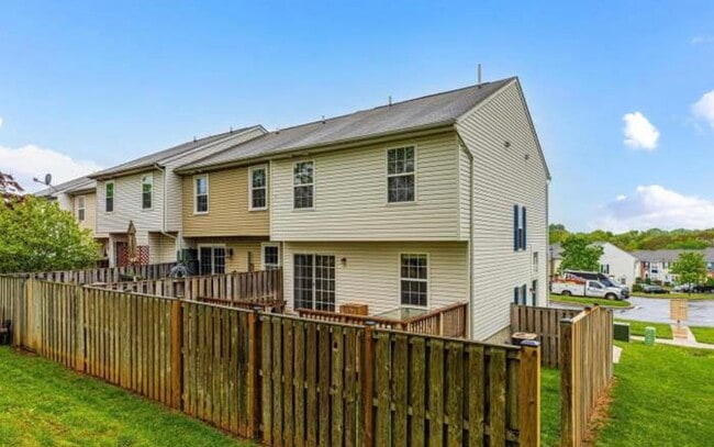 Building Photo - 5670 Joseph Ct