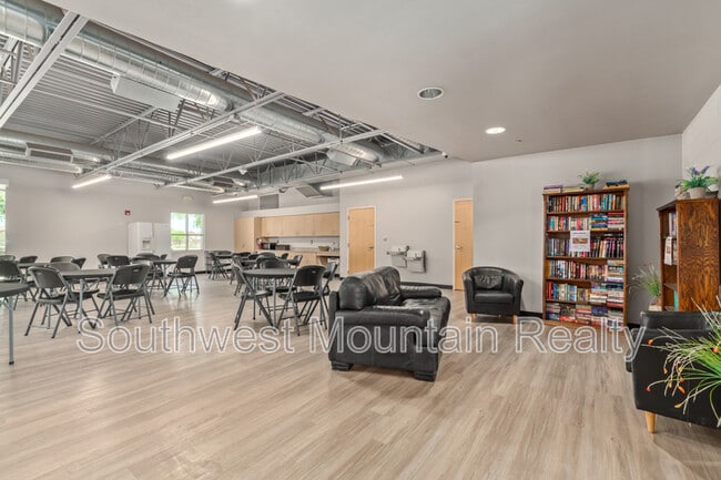 Building Photo - 28635 N Opal Ct