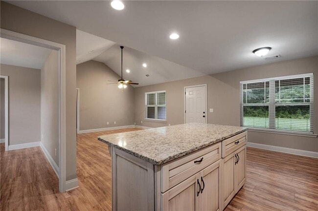 Building Photo - 211 Gilmore Cir SW