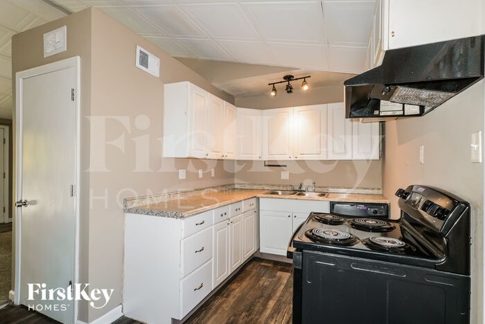Building Photo - 2787 Dawnview Dr
