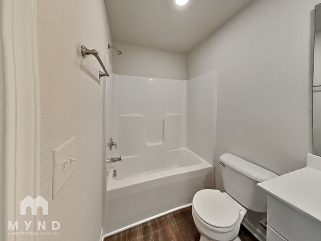 Building Photo - 116 Chandler Ct