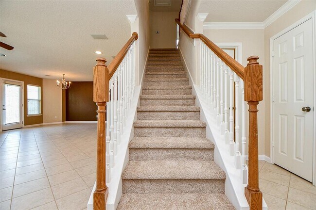 Building Photo - 22238 Orchard Dale Dr