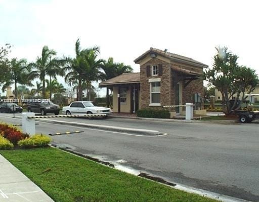 Building Photo - 3375 NE 15th Dr