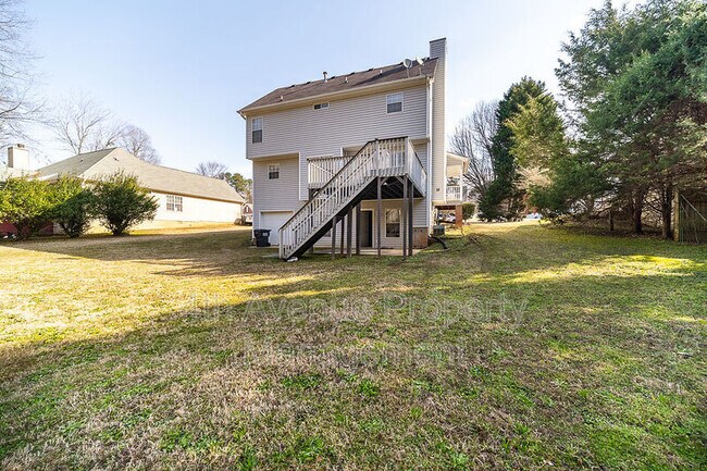 Building Photo - 50 Camerons Way