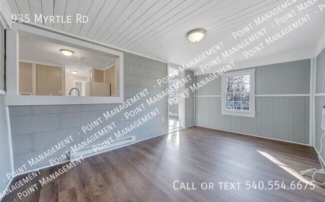 Building Photo - 935 Myrtle Rd