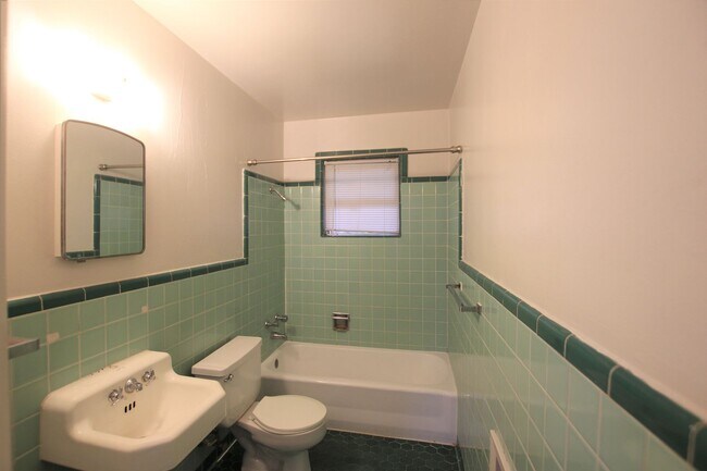 Building Photo - Coming Soon! 1 Bedroom, 1 Bathroom Apartment in Tyler!