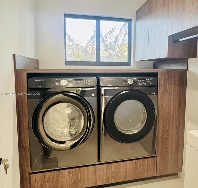 Building Photo - 19880 SW 134th Ave