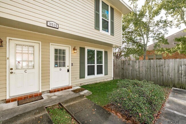 Building Photo - 10536 N Oak Hills Pkwy