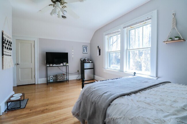 Building Photo - 3342 Yellow Sulphur Rd