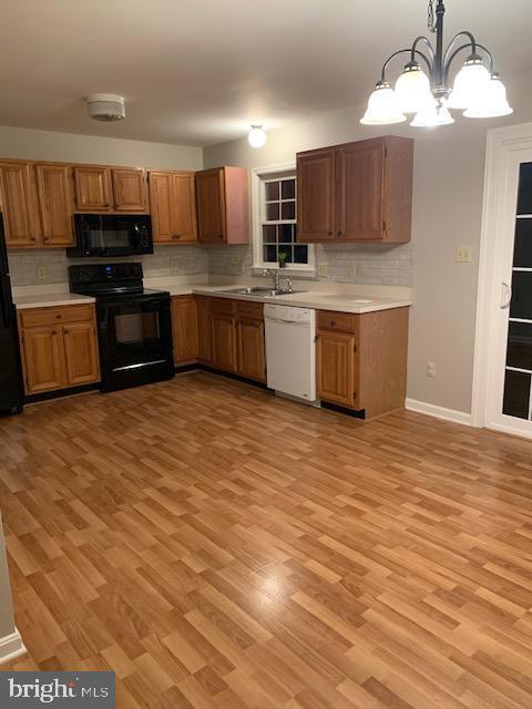 Building Photo - 39 Laurie Ln