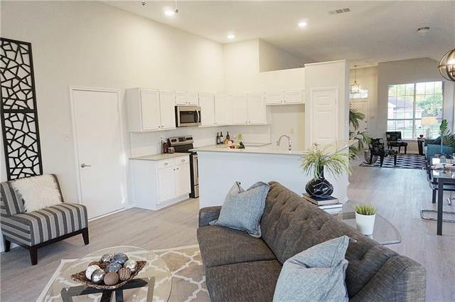 Building Photo - 9821 Carmel Valley Dr