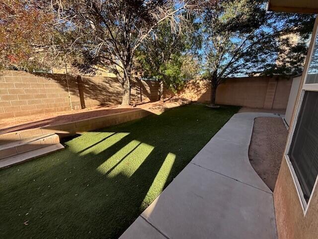 Building Photo - 7608 Lakewood Ave NW