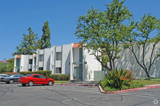 Primary Photo - El Encanto Apartments