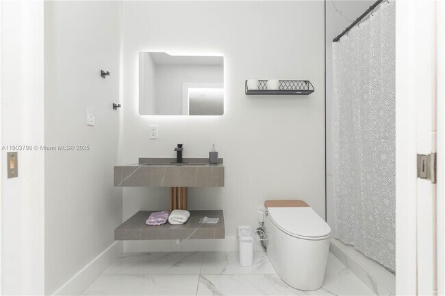 Building Photo - 2360 SW 12th St