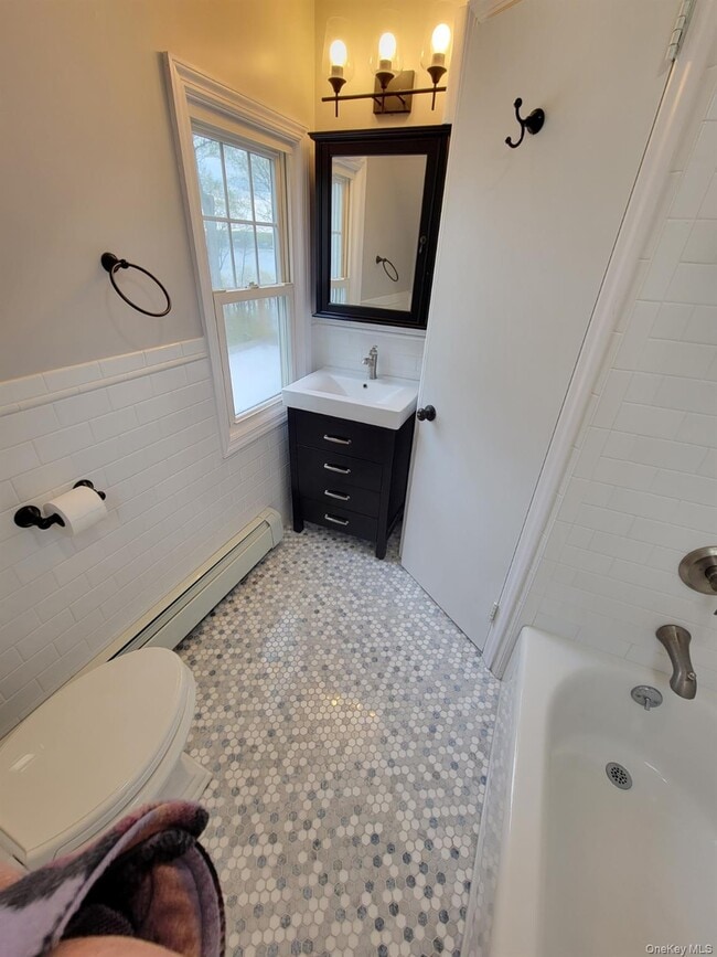 Building Photo - 144 Old Winkle Point Rd