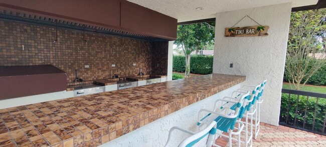 Tiki grill - 1850 Homewood Blvd