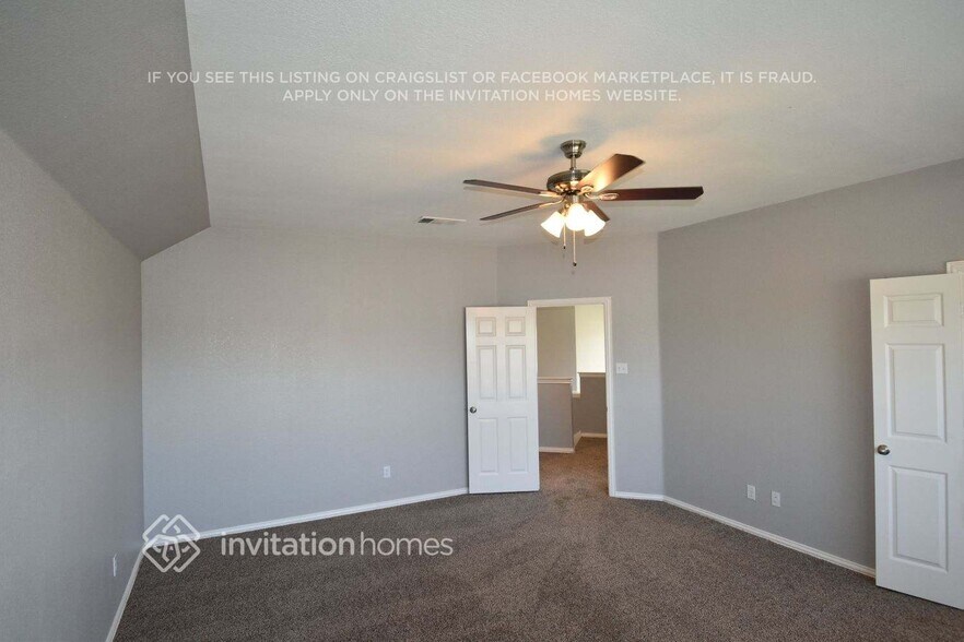 Building Photo - 11705 Ficus Dr