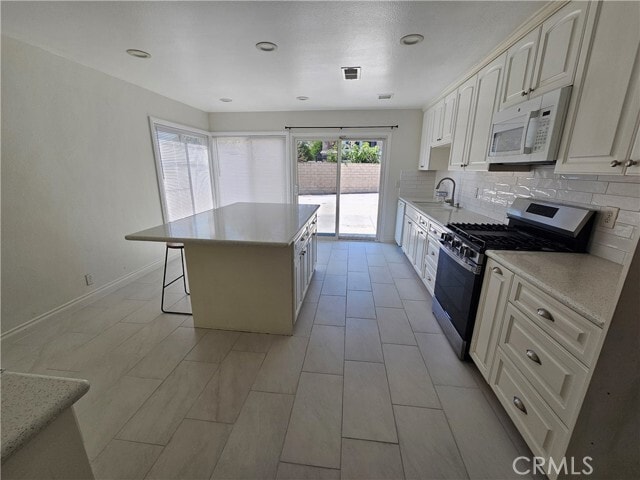 Building Photo - 4552 Cheviot Dr
