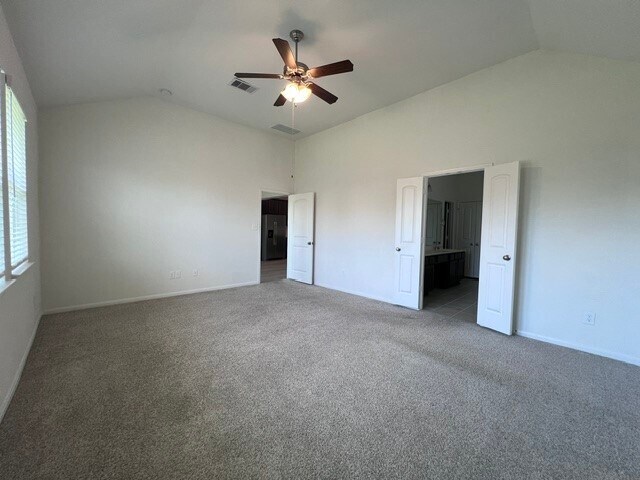 Building Photo - 14147 Little River Dr