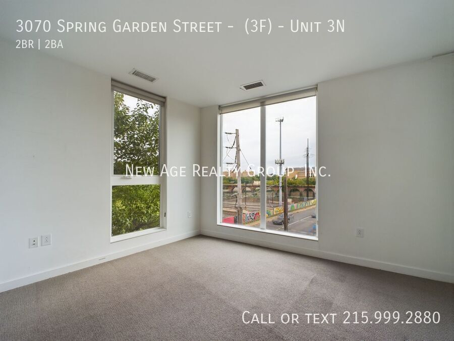 Building Photo - 3070 Spring Garden St