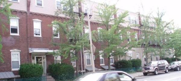 Building Photo - 164 North Beacon St