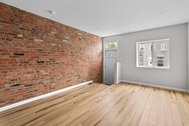 Building Photo - 2230 Orleans St