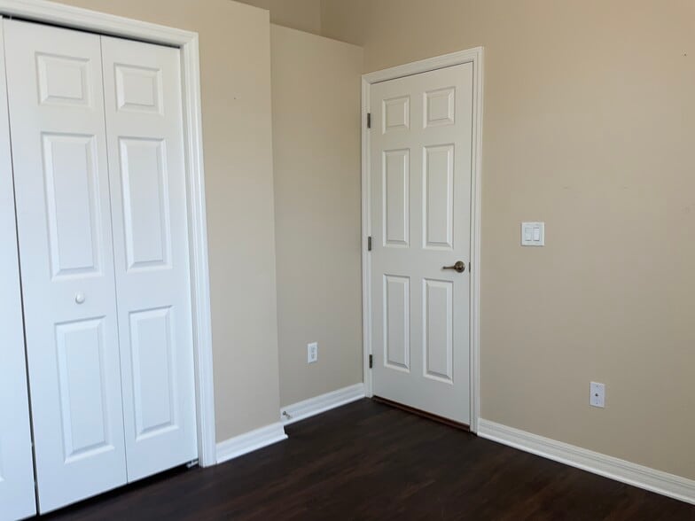 Building Photo - 12323 30th St E